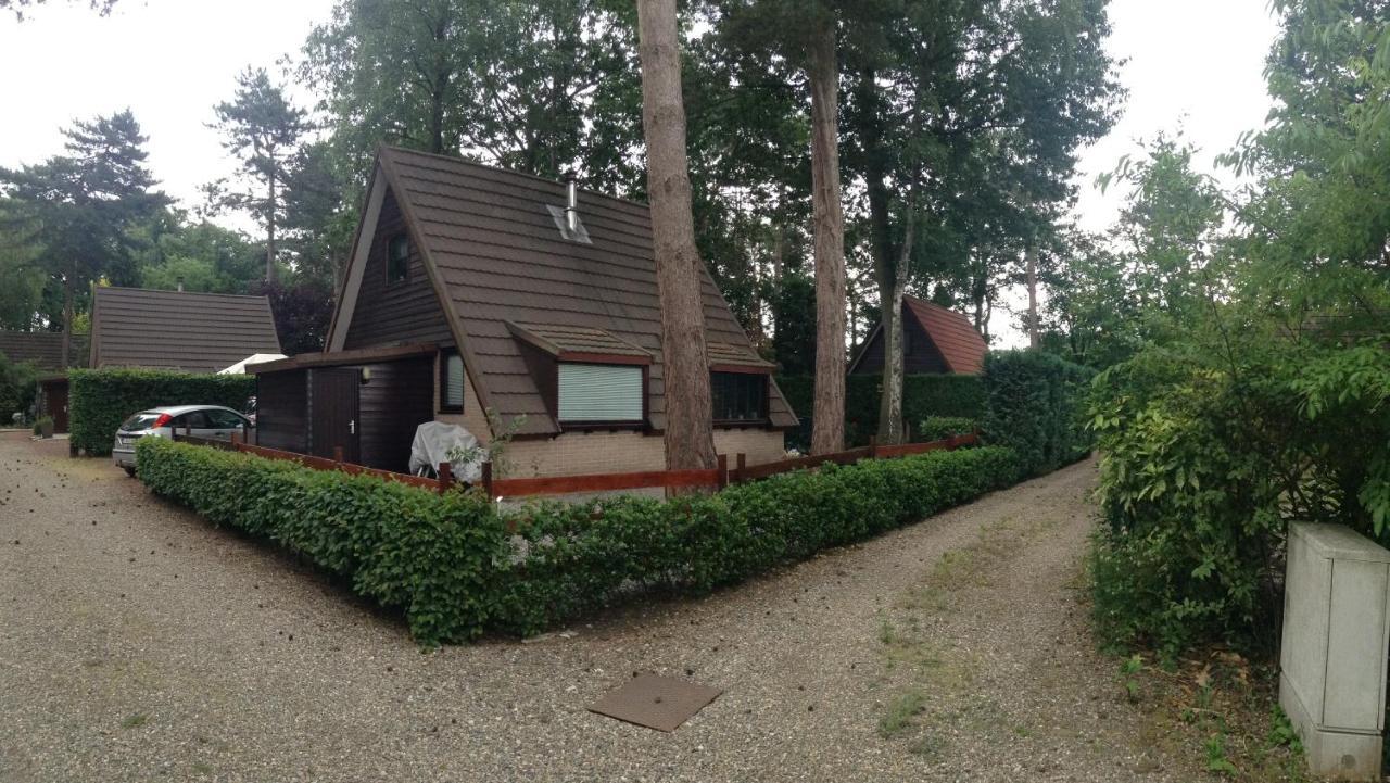 Ferias E55 Villa Lanaken Esterno foto